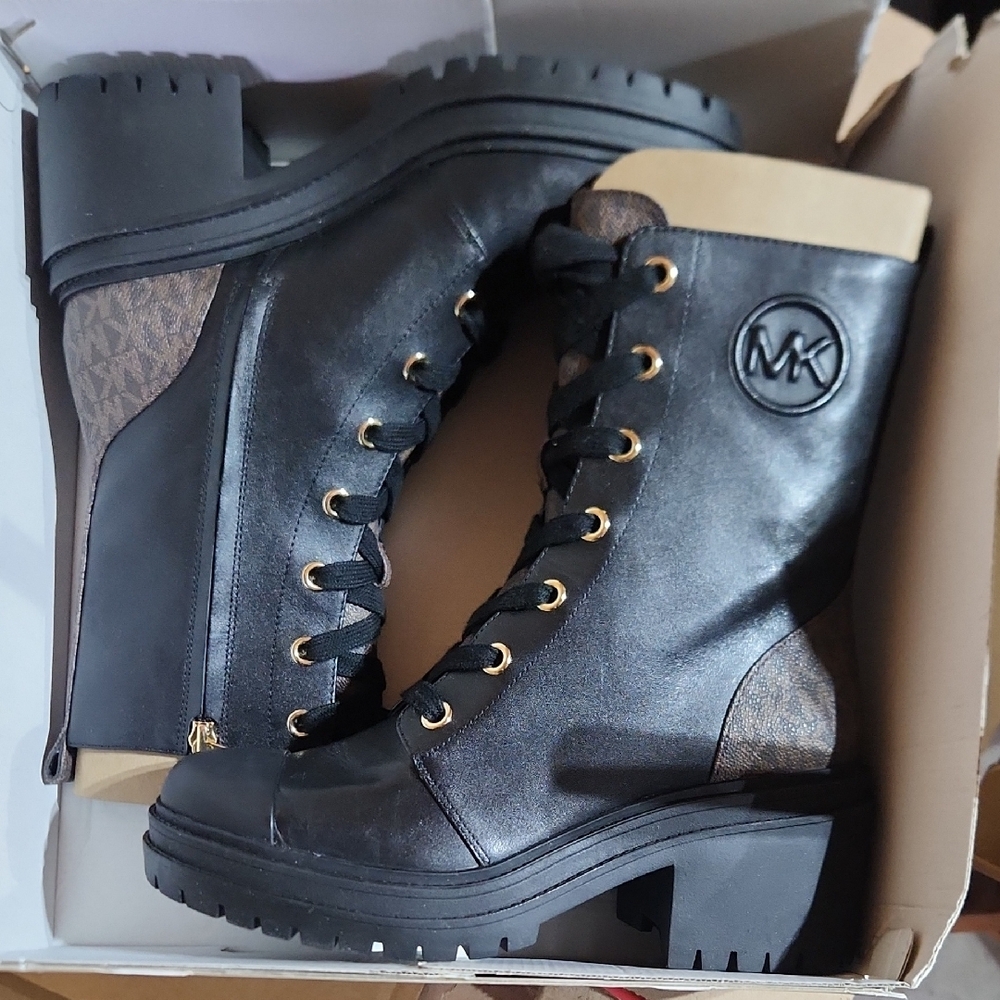 MICHAEL Michael Kors Black and Tan Lace-Up Boots